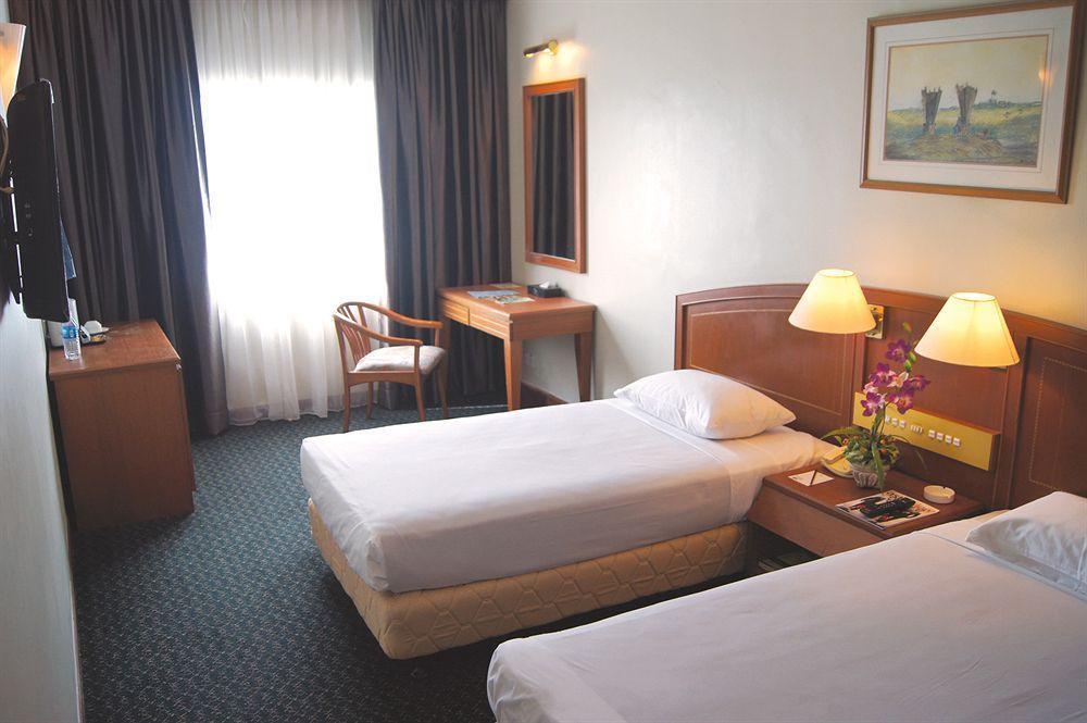Orkid Hotel Melaka מראה חיצוני תמונה